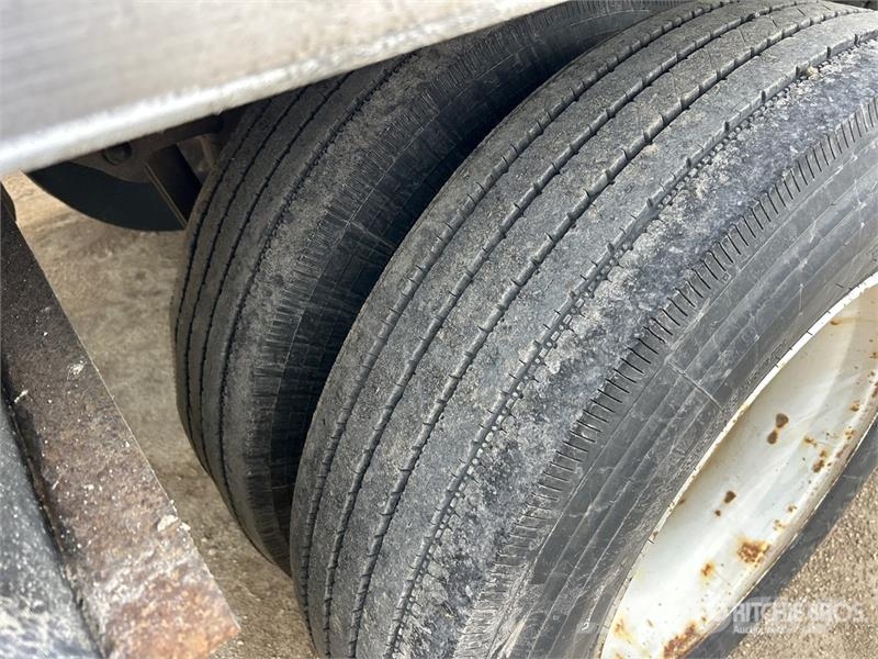 Utility 4000D-X Прицепы-фургоны