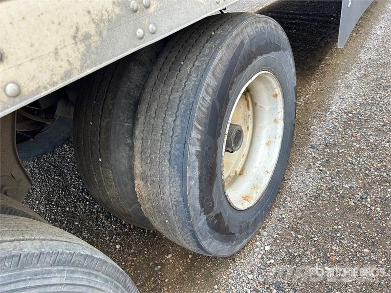 Utility 4000D-X مقطورات ذات هيكل صندوقي