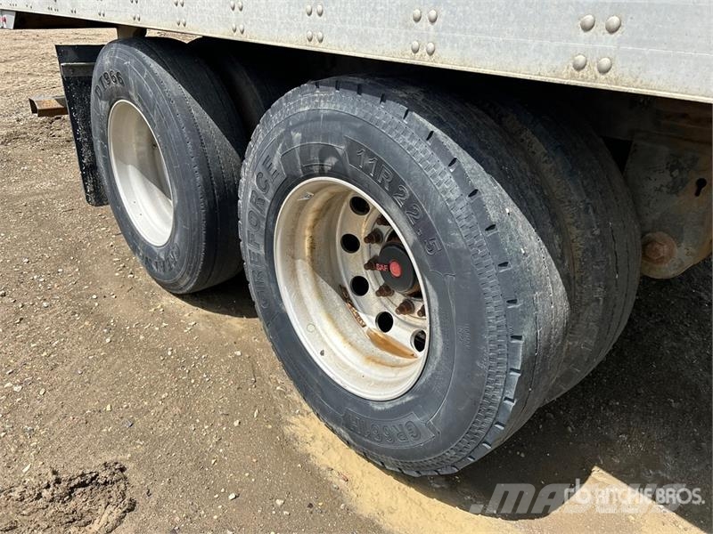 Utility 4000D-X Прицепы-фургоны
