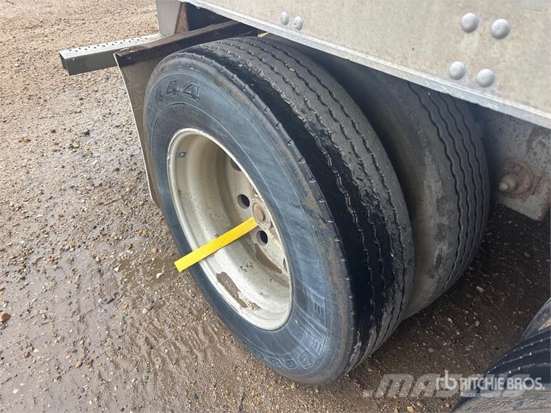 Utility 48 ft T/A Refrigerated Trailer Chladírenské návěsy