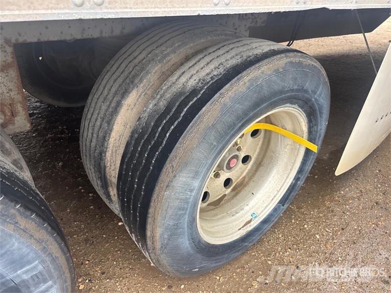Utility 48 ft T/A Refrigerated Trailer Chladírenské návěsy