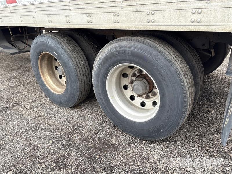 Utility 53 ft x 102 in T/A Refrigerated Trailer نصف مقطورات بدرجة حرارة قابلة للضبط