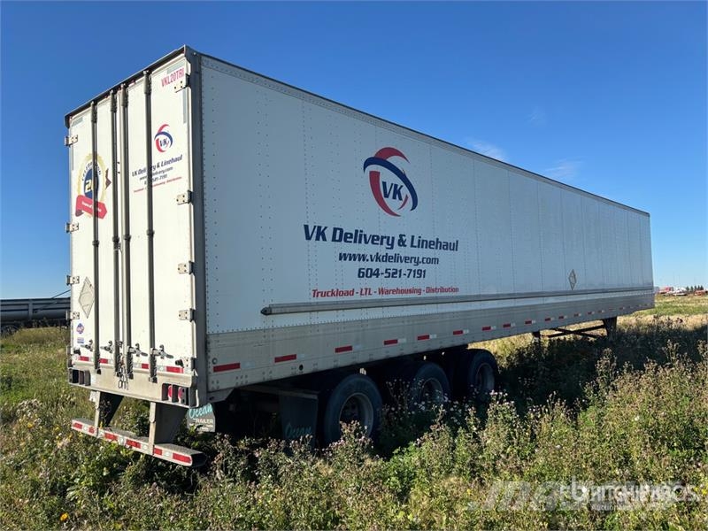 Utility 53 ft x 102 in Tri/A Van Trailer Furgons