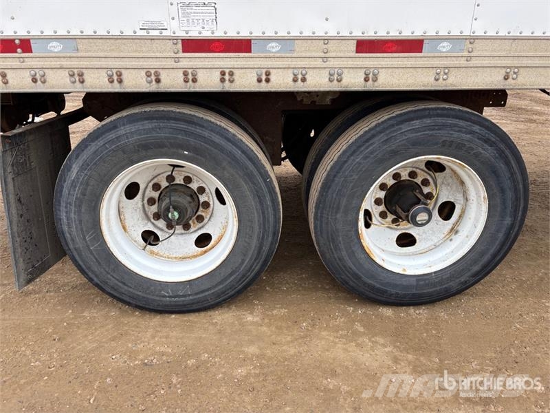 Utility 53 ft x 102 in T/A Refrigerated Trailer Temperature controlled semi-trailers