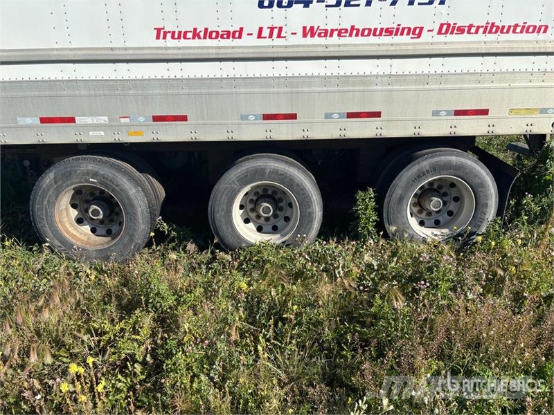 Utility 53 ft x 102 in Tri/A Van Trailer Furgons