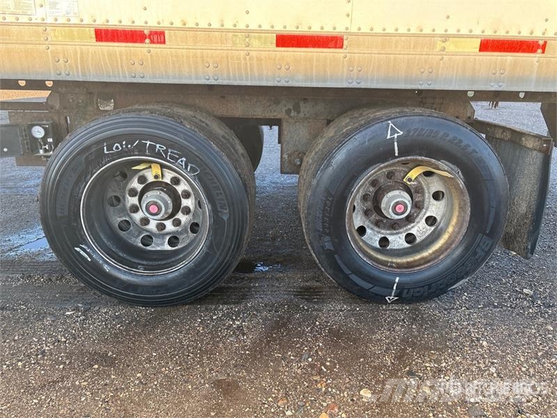 Utility 53 ft x 102 in T/A Refrigerated Trailer Piekabes ar temperatūras kontroli