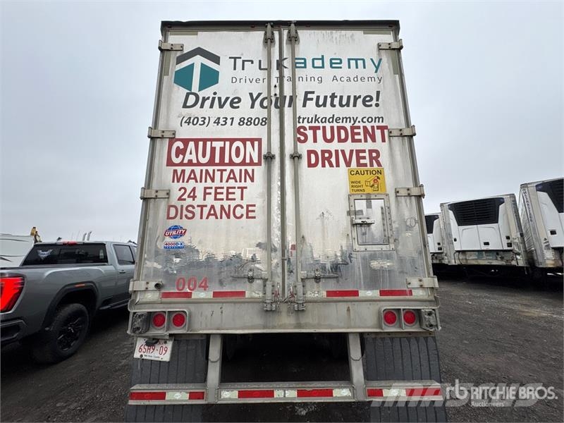 Utility 53 ft x 102 in T/A Van Trailer مقطورات ذات هيكل صندوقي