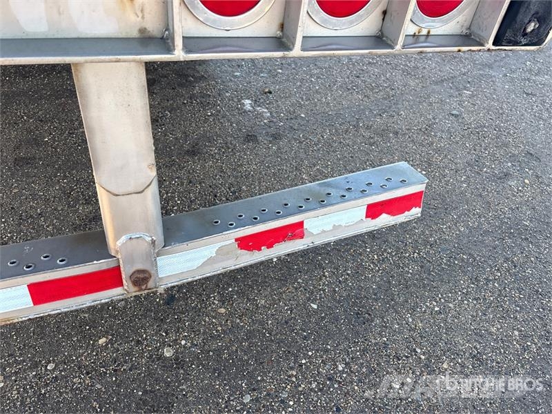 Utility 53 ft x 102 in T/A Refrigerated Trailer Hűtős félpótkocsik