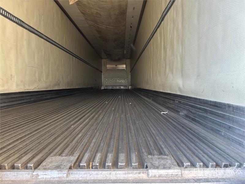 Utility 53 ft x 102 in T/A Refrigerated Trailer Temperature controlled semi-trailers