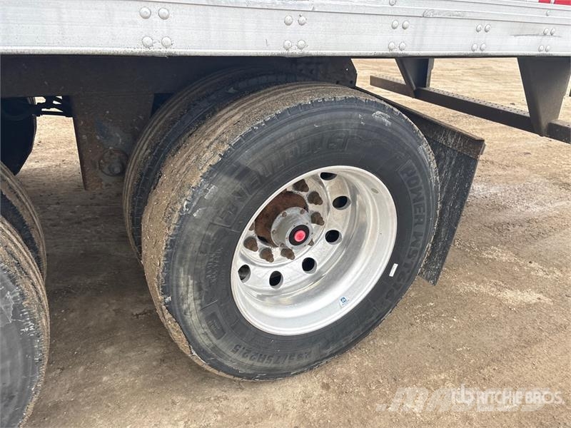 Utility 53 ft x 102 in T/A Refrigerated Trailer Puspriekabės su izoterminiu kėbulu