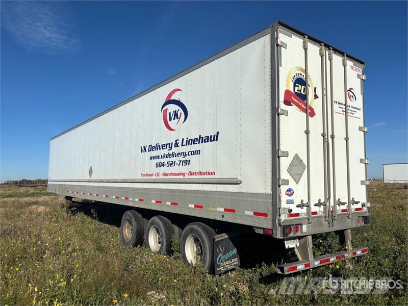 Utility 53 ft x 102 in Tri/A Van Trailer Furgons