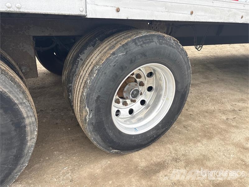Utility 53 ft x 102 in T/A Refrigerated Trailer Puspriekabės su izoterminiu kėbulu