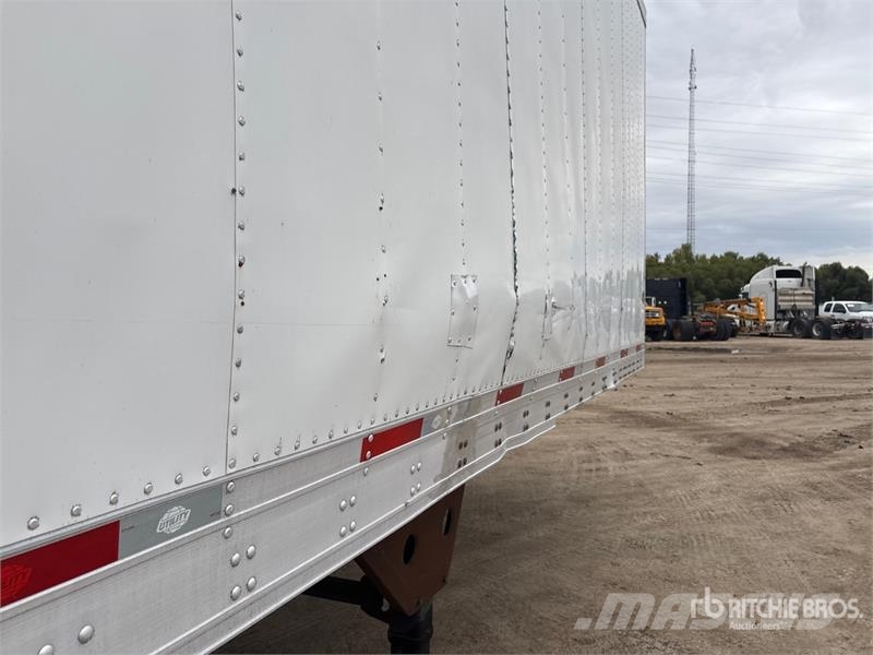 Utility 53 ft x 102 in T/A Refrigerated Trailer Puspriekabės su izoterminiu kėbulu