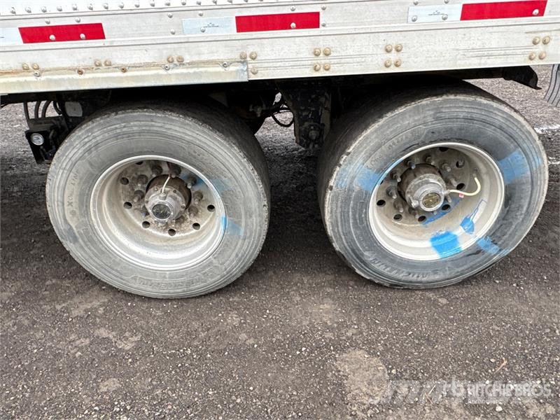 Utility 53 ft x 102 in T/A Van Trailer مقطورات ذات هيكل صندوقي