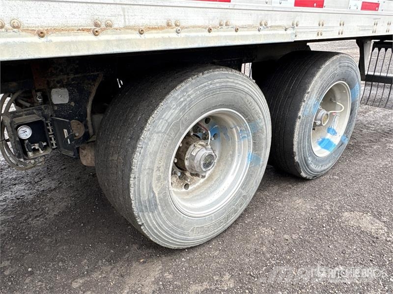 Utility 53 ft x 102 in T/A Van Trailer مقطورات ذات هيكل صندوقي