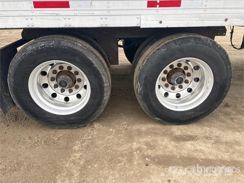 Utility 53 ft x 102 in T/A Refrigerated Trailer Puspriekabės su izoterminiu kėbulu