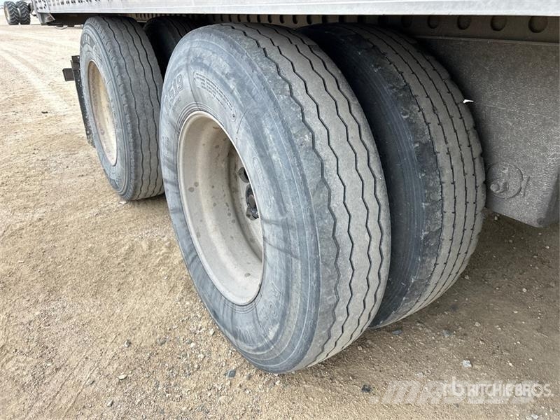 Utility 53 ft x 102 in Tri/A Heated Van Trailer Prikolice zabojniki