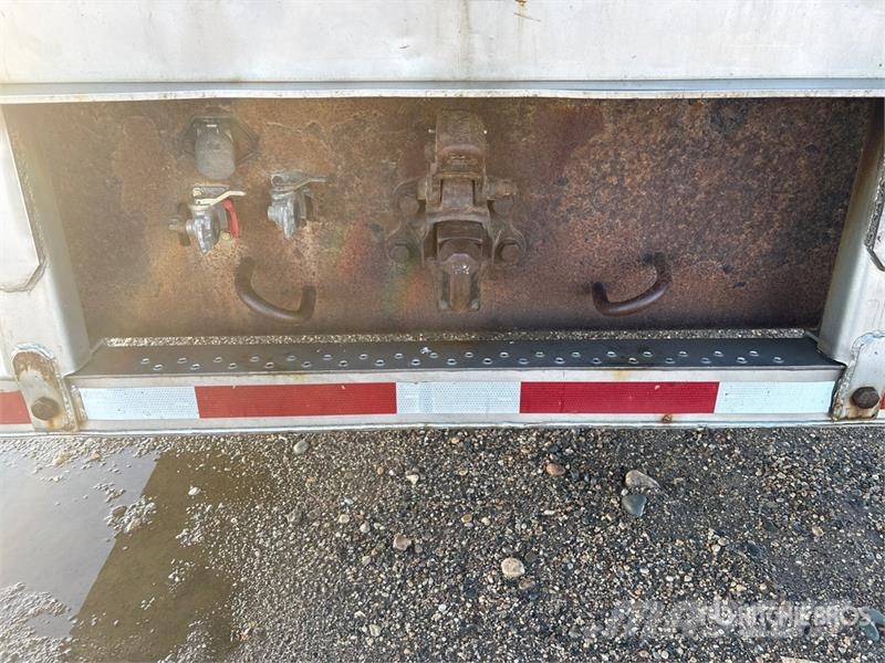 Utility 53 ft x 102 in T/A Refrigerated Trailer Piekabes ar temperatūras kontroli
