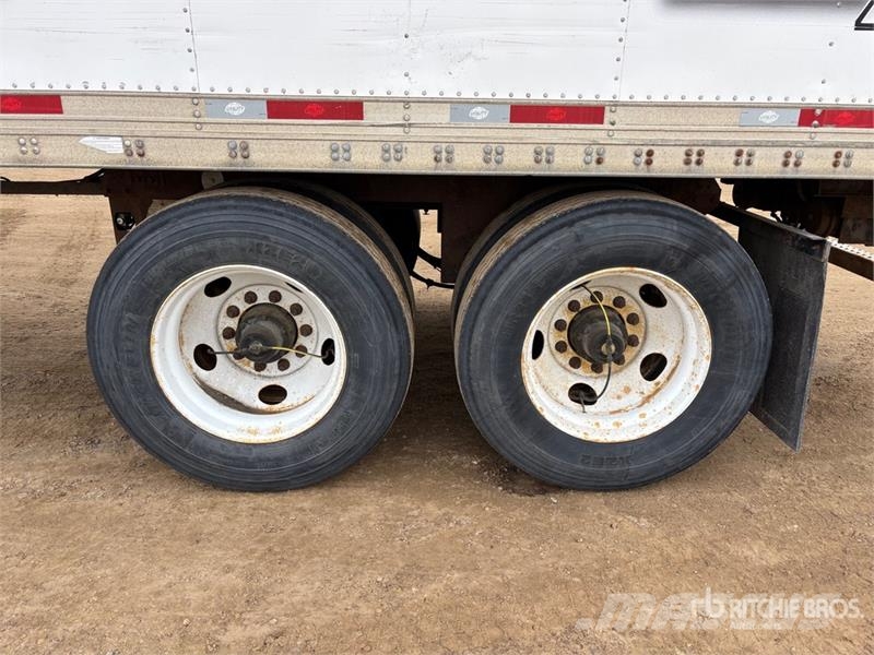 Utility 53 ft x 102 in T/A Refrigerated Trailer Temperature controlled semi-trailers