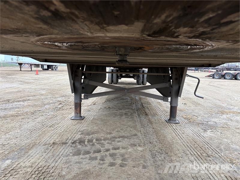 Utility VS2DX Van Body Trailers