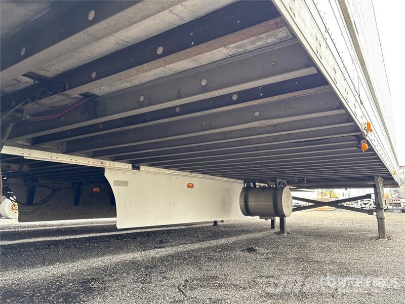 Utility VS2RA 53 ft x 102 in T/A Refrigerated Trailer نصف مقطورات بدرجة حرارة قابلة للضبط