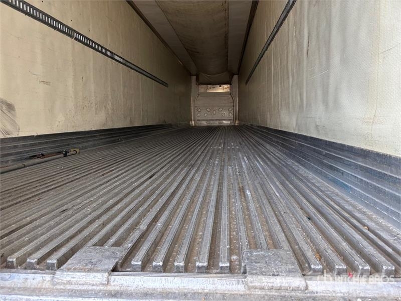 Utility VS2RA 53 ft x 102 in T/A Refrigerated Trailer Temperature controlled semi-trailers