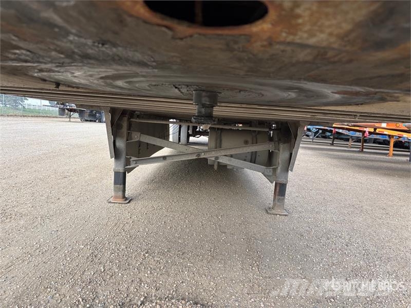 Utility VS2RA 53 ft x 102 in T/A Refrigerated Trailer Temperature controlled semi-trailers
