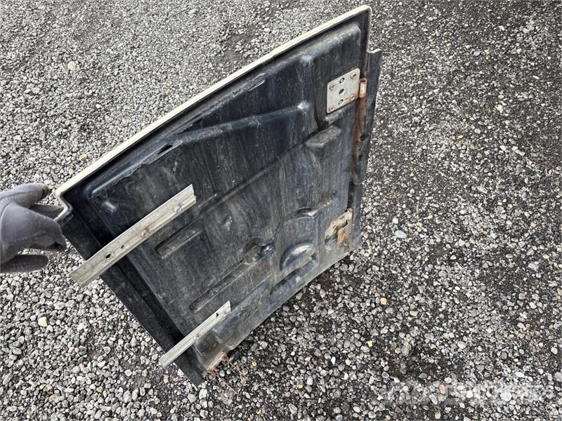 Utility VS2RA 53 ft x 102 in T/A Refrigerated Trailer نصف مقطورات بدرجة حرارة قابلة للضبط