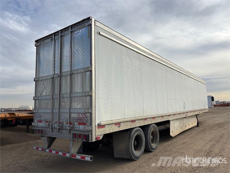 Utility VS2RA 53 ft x 102 in T/A Refrigerated Trailer Temperature controlled semi-trailers