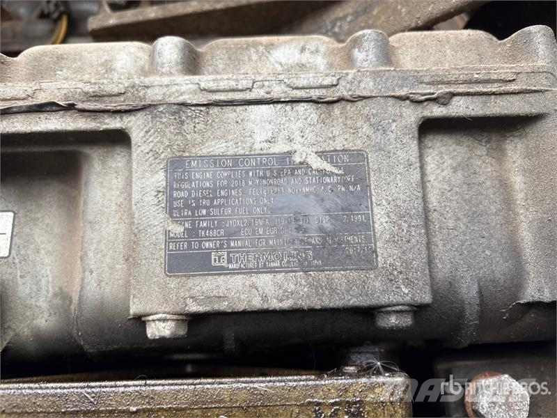 Utility VS2RA 53 ft x 102 in T/A Refrigerated Trailer نصف مقطورات بدرجة حرارة قابلة للضبط