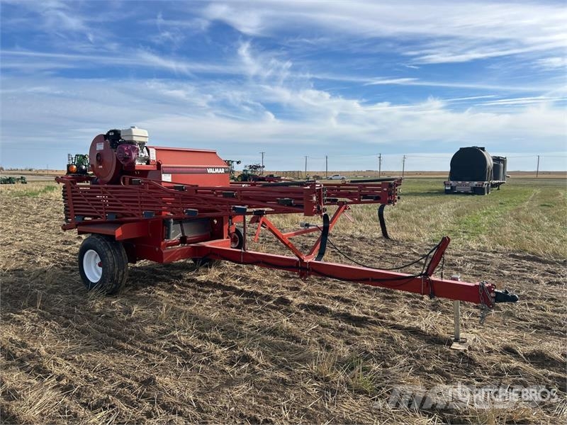 Valmar 245 45 ft Air Boom S/A Fertilizer Applicator Rasturači mineralnog đubriva