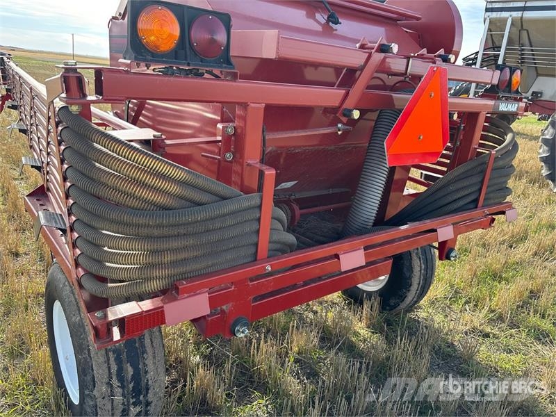 Valmar 245 45 ft Air Boom S/A Fertilizer Applicator Rasturači mineralnog đubriva