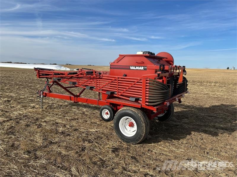 Valmar 245 45 ft Air Boom S/A Fertilizer Applicator Rasturači mineralnog đubriva