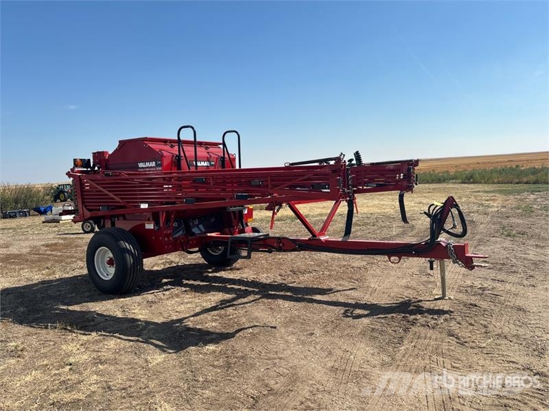Valmar 246PT 50 ft S/A Fertilizer Spreader Prskalice đubriva