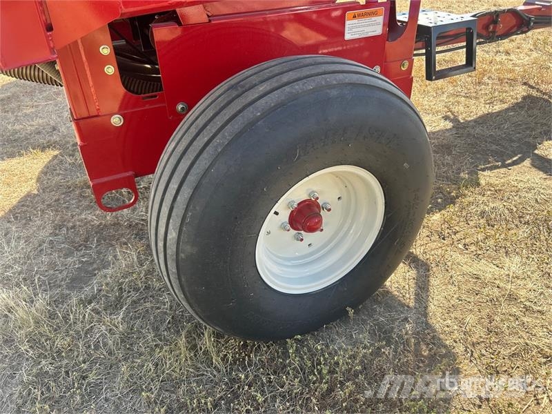 Valmar 246PT 50 ft S/A Fertilizer Spreader Prskalice đubriva