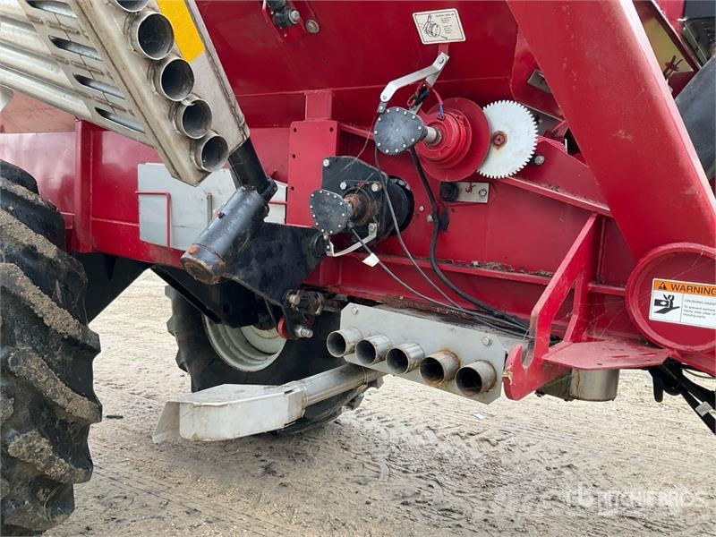 Valmar 8611 64 ft Air Boom S/A Fertilizer Applicator معدات فرد المواد المعدنية
