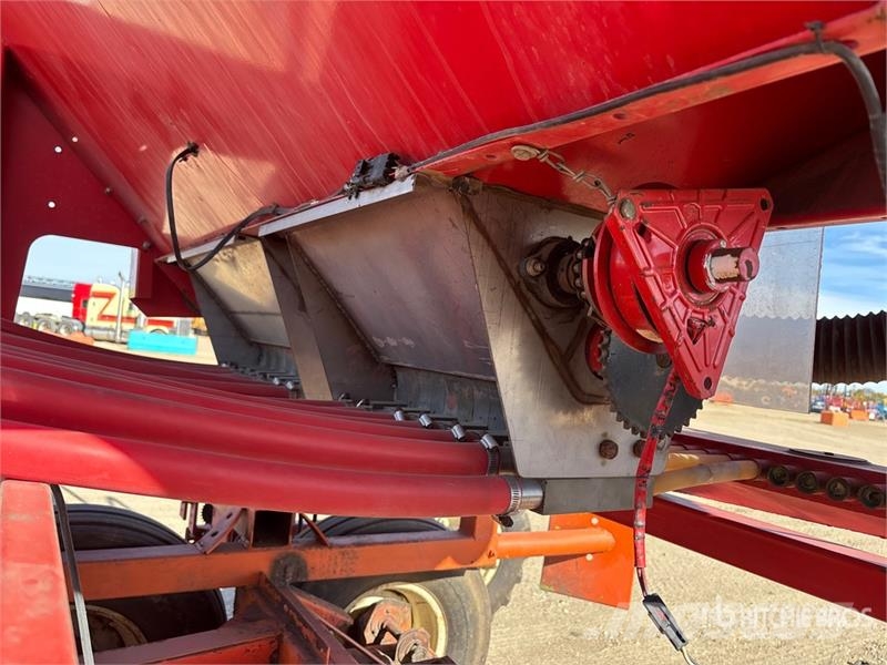 Valmar Airflo 4400 T/A Fertilizer Applicator Розсіювач мінеральних добрив