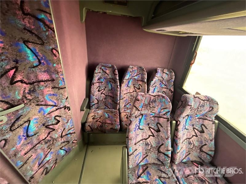 Van Hool T2145 長途公共汽車