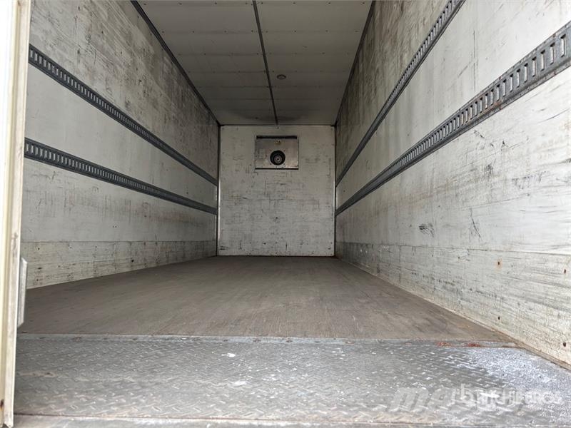 Vanguard 28 ft Pup S/A Refrigerated Trailer Dobozos pótkocsik