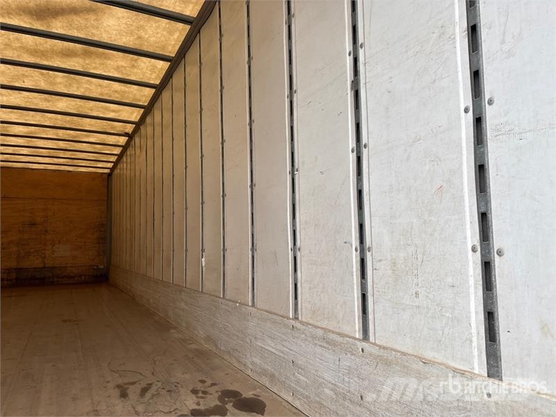 Vanguard 28 ft x 102 in T/A Van Trailer Причепи-фургони
