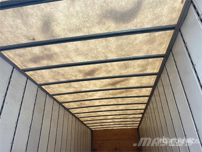 Vanguard 28 ft x 102 in T/A Van Trailer Причепи-фургони