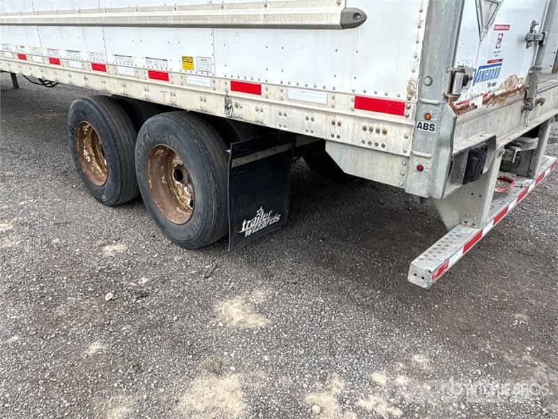 Vanguard 53 ft T/A Heated Van Trailer Remorque Fourgon