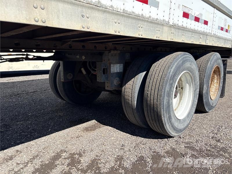 Vanguard 53 ft T/A Van Trailer Furgons