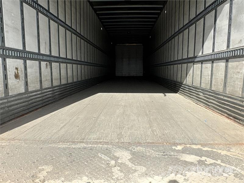 Vanguard 53 ft T/A Van Trailer Прицепы-фургоны