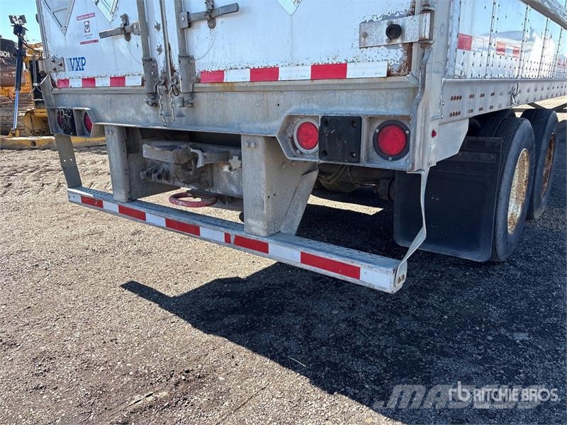Vanguard 53 ft T/A Van Trailer Furgons