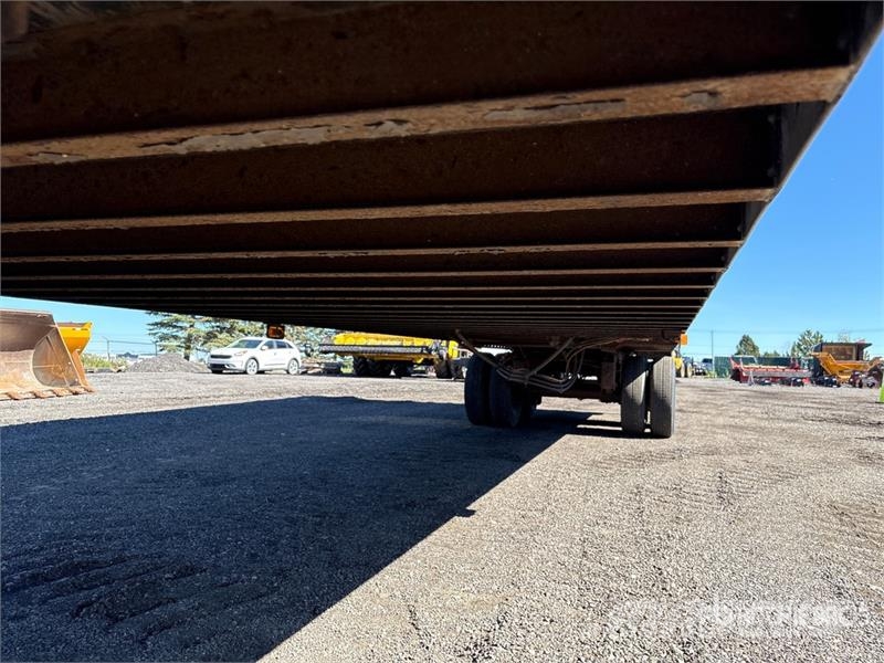 Vanguard 53 ft T/A Van Trailer Furgons