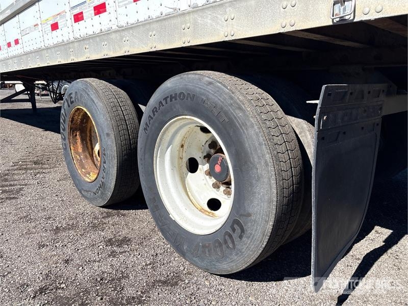 Vanguard 53 ft T/A Van Trailer Furgons