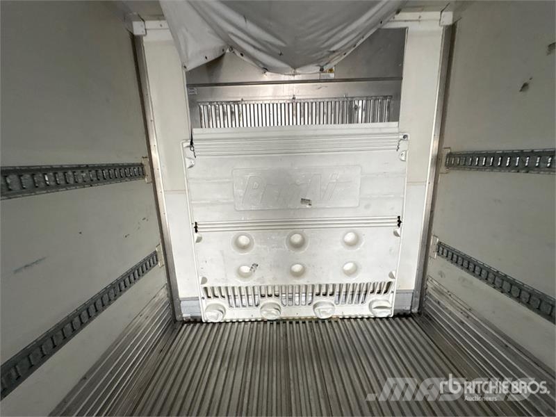 Vanguard 53 ft x 102 in T/A Refrigerated Trailer Hűtős félpótkocsik