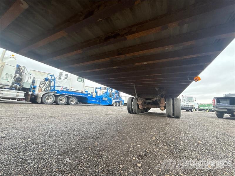 Vanguard 53 ft x 102 in Tri/A Van Trailer Umpikoriperävaunut