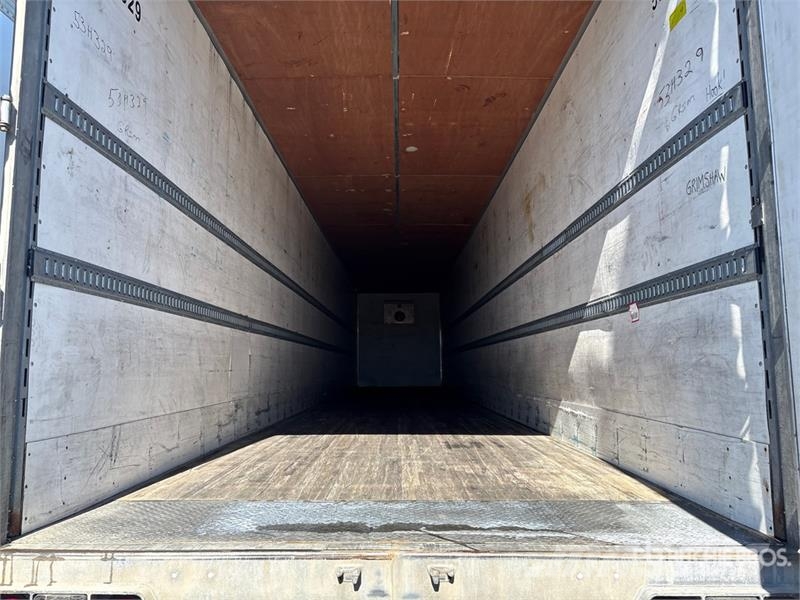 Vanguard 53 ft x 102 in T/A Van Trailer Furgons